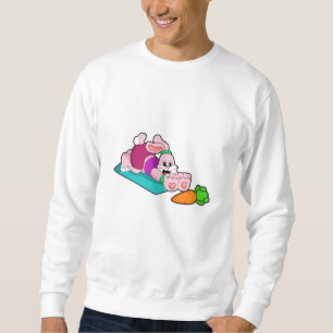 Moletom Coelho com Cenoura em Yoga no tapete Yoga