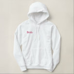 Moletom Com Capuz Pulôver Bordado Feminino Brides Embroborados por Sherpa Hoodie (R)<br><div class="desc">Rodeio-zíper com bordado com texto "Bride". Totalmente personalizável! Altere o texto, o estilo da fonte e a cor do thread para sua preferência usando o botão "Personalizar!" na página. Você pode até adicionar texto! Disponível em vários itens de roupa. Perfeito para noivados, chá de panela, dia de casamento e lua...</div>