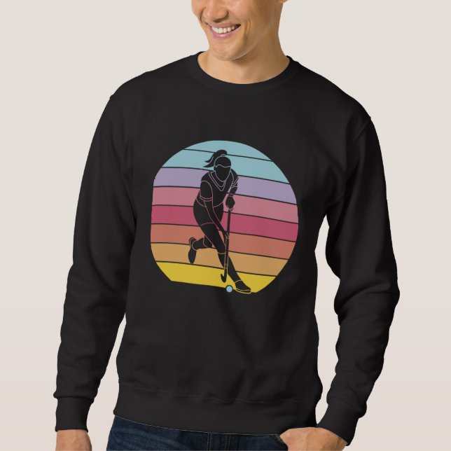 Moletom Girls Playing Hockey Rainbow Graphic Men Women Chi (Frente)