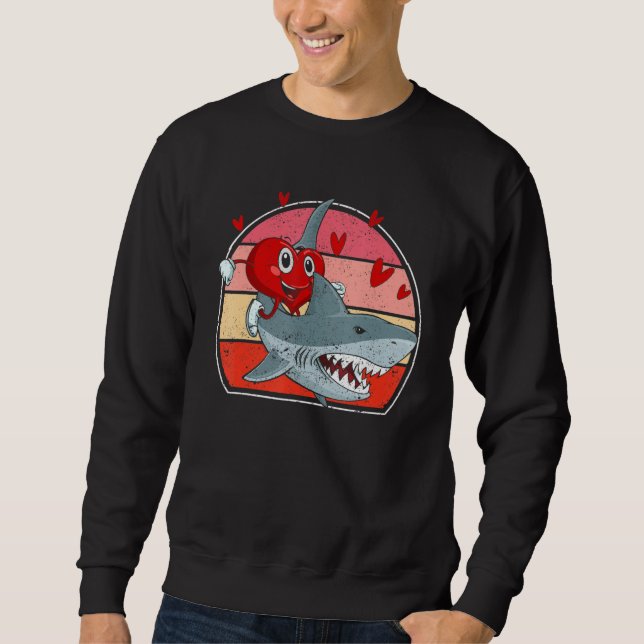 Moletom Heart Riding Shark Valentine's Day  Sharks (Frente)