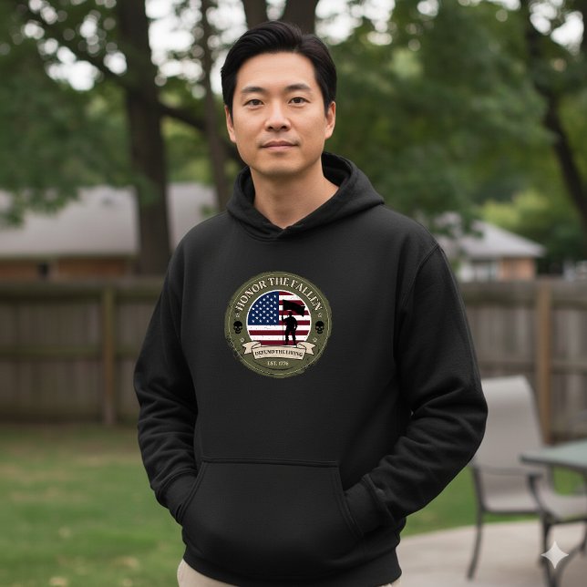 Moletom Honor The Fallen Defend The Living 250th USA (Premium 250th Anniversary Hoodie: A bold tribute to American bravery and lasting freedom.)