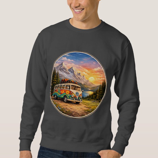 Moletom Mountain Sunset Lake Scene | Retro Hippie Van Life (Frente)