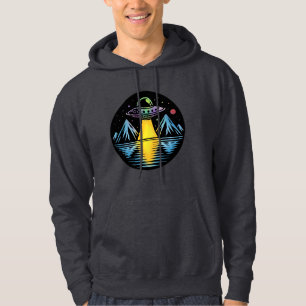 Moletom OVNI Retro nas Montanhas Refletindo na Água