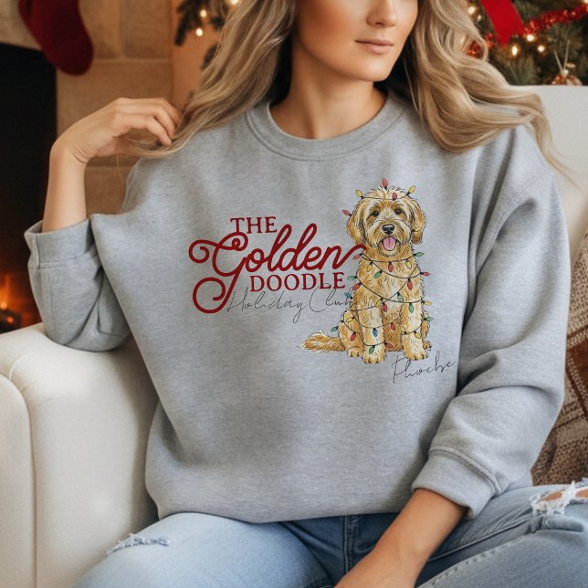 Moletom Porta do Ouro do Clube de Férias Personalizado (Elevate your holiday shopping apparel with this Custom Holiday Club Golden Doodle sweatshirt! )