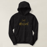 Moletom Recem casados Gold Foil Typografia Hoodie<br><div class="desc">Recem casados Gold Foil Typografia Hoodie por uma nova lua de mel.</div>