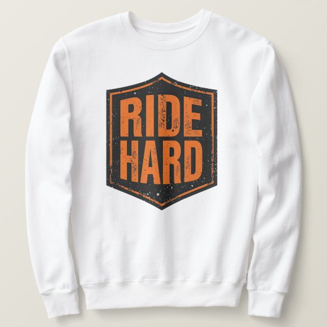 Moletom "Ride Hard" Emblema Rústico de Motociclista (Frente do Design)