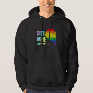 Moletom Shes Mine Casal Orgulho Cardíaco Lgbt Corpo de Gay