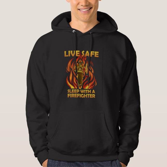 Moletom Sleep with a firefighter  quote firemen brigade (Frente)