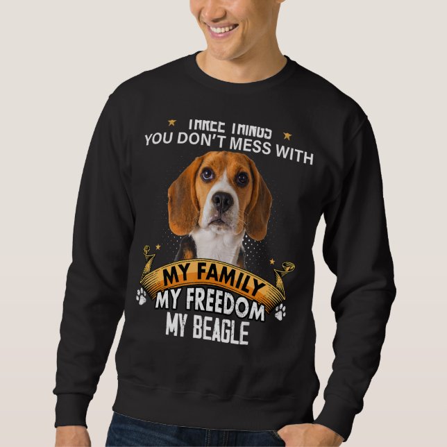 Moletom Três coisas que você não mama com Cachorro de Beag (Frente)