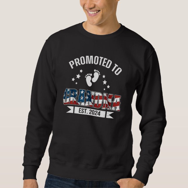 Moletom US Patriotic Grandma 2024 Shirt, Promoted To Grand (Frente)