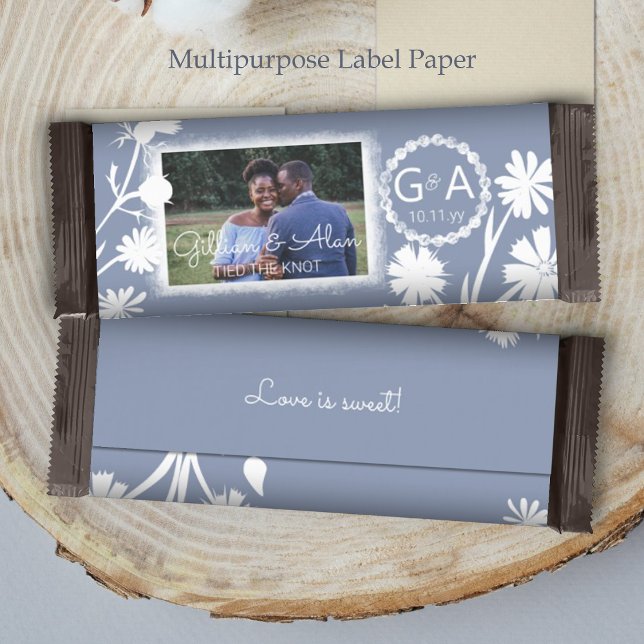 Molhador de Bar de Doces Foto de Casamento de Cinz (blue white floral wedding personalized chocolate candy bar wrapper label paper custom party favor)