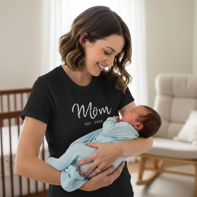 Mom Established New Mom Gift T-Shirt (Criador carregado)