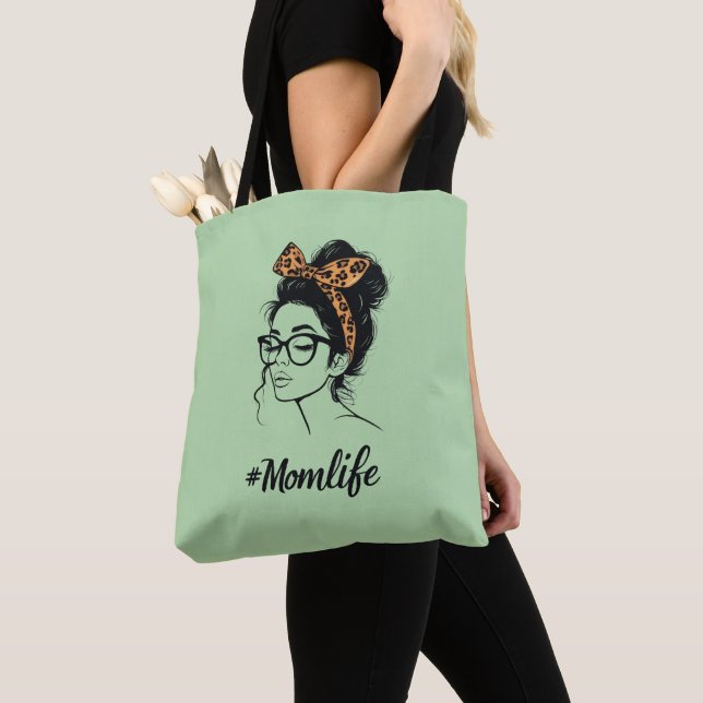  Mom Life Leopard Print Tote Bag (Close Up)