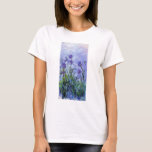 Monet Lilac Irises T-shirt<br><div class="desc">Monet Lilac levanta t-shirt. Pintura a óleo na canvas desde 1917. Monet pintou irises ao longo de sua carreira, esta é uma de suas pinturas finais da íris e certamente uma de suas mais assombrosas. O trabalho é bastante impressionista e os irlandeses roxos escuros quase parecem flutuar na água acima...</div>