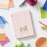 monograma com rosa dourado com elegância<br><div class="desc">Um fundo rosa dourado feminino,  texto ouro. Personalize e adicione suas iniciais,  nome e título do monograma. Texto colorido do ouro.</div>