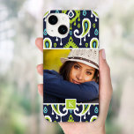 Monograma de Fotografias Personalizadas do marinho<br><div class="desc">Capa de telefone personalizada personalizada personalizada com suas fotos e texto. Este design de pré-disquete fofo tem um fundo uniforme de ikat em cores marinhos, verdes e turquesas com um modelo de foto personalizado. Adicione seu nome monograma ou sua própria mensagem exclusiva. Clique em Personalizar para editar as fontes de...</div>