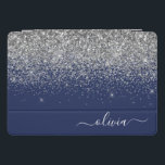 Monograma de Sparkle Azul Girly Marinho de Prata<br><div class="desc">Mala de Laptop de Nome do Monograma do Script Glitter Glitter do Folheto Azul Silver e Marinho Azul Folha Metálica Glitter do Folheto Metálico. Isto faz o doce e perfeito aniversário de 16 anos, casamento, chá de panela, aniversário, chá de fraldas ou festa de solteira presente para alguém que ama...</div>