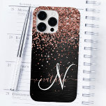 Monograma do Sparkle preto com brilho Dourado com<br><div class="desc">Personalize facilmente esta elegante design de capa de telefone de com bonito brilho cintilante de ouro rosa em um fundo metálico escovado preto.</div>