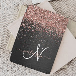 Monograma do Sparkle preto com brilho Dourado com<br><div class="desc">Personalize facilmente essa elegante design de capa de ipad com a moda de com brilho bonito de ouro rosa em um fundo metálico escovado preto.</div>