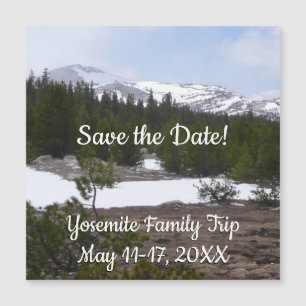 Montanhas Sierra Nevada e Neve em Yosemite