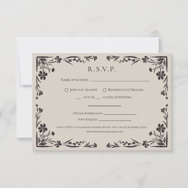 Moody Floral Gothic Wedding RSVP Card (Frente)