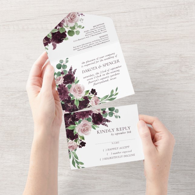 Moody Passion | Casamento Floral Roxo Dramático (Aba destacável)