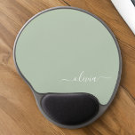 Mouse Pad De Gel Elegante do Monograma Moderno Minimalista Verde Sa<br><div class="desc">Apresentando nossa Coleção Elegante do Monograma Moderno Minimalista Verde: Elevem sua estética com sofisticação serena e elegância eterno. Nossa coleção mostra designs minimalistas em uma matiz verde tranquila, complementada por monogramas refinados adaptados ao seu estilo pessoal. De papelaria polida a acessórios versáteis, cada peça da nossa coleção é meticulosamente trabalhada...</div>