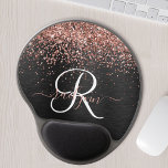 Mouse Pad De Gel Monograma do Sparkle preto com brilho Dourado com<br><div class="desc">Personalize facilmente esta moda elegante do mouse design com uma brilhante cintilação de rosa-ouro bonito em um fundo metálico escovado preto.</div>