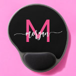 Mouse Pad De Gel Nome do Monograma da Rapariga Preta-Rosa Quente<br><div class="desc">Adicione um pop de cor ao seu espaço de trabalho com o nosso Pad do Rato de Nome do Mouse com Script Moderno Rosa Quente, Girly Monogramo! Apresentando um design cor-de-rosa-quente vibrante e personalizado com seu nome em um script moderno chic, este mouse pad combina estilo com praticidade. A superfície...</div>