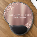 Mouse Pad De Gel Rosa Dourado Brilho | Brilho cor-de-rosa brilhante<br><div class="desc">Cor-de-rosa-claro - Mouse Pad de Negócios Minimalista de Folha Metálica com brilho Dourado e brilhante Rosa com tipografia branca e escrita para o monograma. O design Rosa Dourado Girly Business pode ser personalizado com seu nome. Entre em contato com o designer para obter itens correspondentes personalizados.</div>