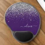 Mouse Pad De Gel Roxo Silver Glitter Girly Monographic Nome<br><div class="desc">Nome do Monograma da Silver e do Sparkle Roxo e do Mousepad Inicial (Pad do Mouse). Isto faz o doce e perfeito aniversário de 16 anos,  casamento,  chá de panela,  aniversário,  chá de fraldas ou festa de solteira presente para alguém que ama luxo de luxo e estilos quíticos.</div>