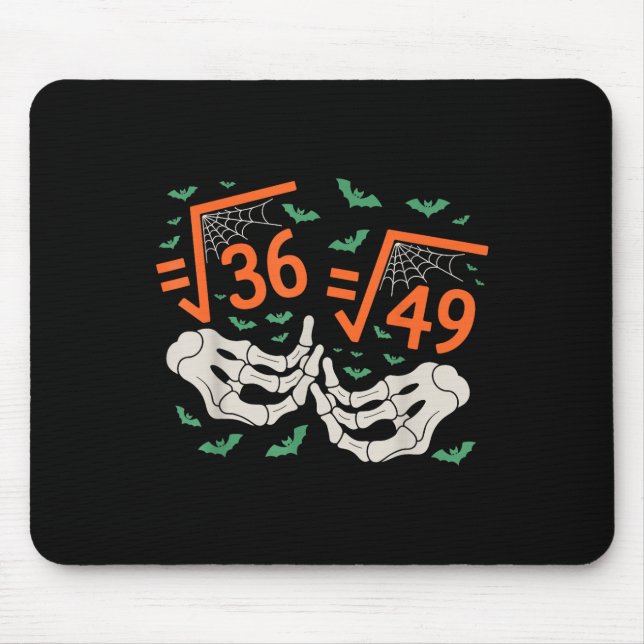 Mousepad 6 7 Halloween Matemática Raiz Quadrada 67 Meme Gen (Frente)