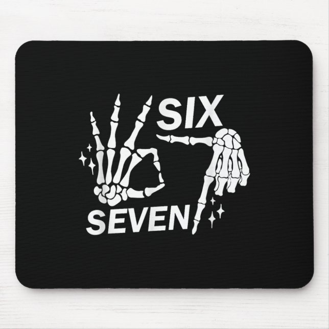 Mousepad 6 7 Mãos esqueléticas engraçadas, T-shirt Dia de a (Frente)