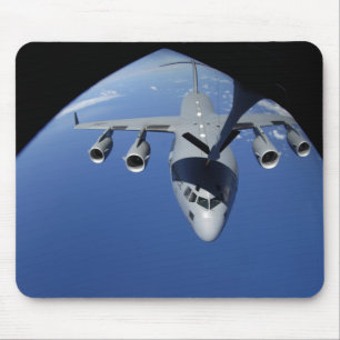 Mousepad A.A. - 17 Globemaster III recebem o combustível 2
