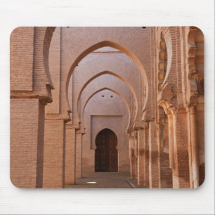 Mousepad A agora arruinada e parcialmente restaurada Mesqui