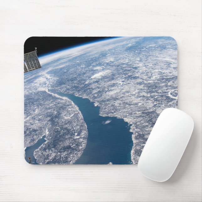 Mousepad A Cratera Manicouagan E A Rua. (Com mouse)