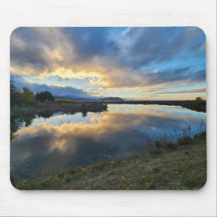 Mousepad A reflexão do estuário de Dreamy encontra o céu