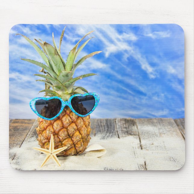 Mousepad Abacaxi Usando Óculos de Sol (Frente)