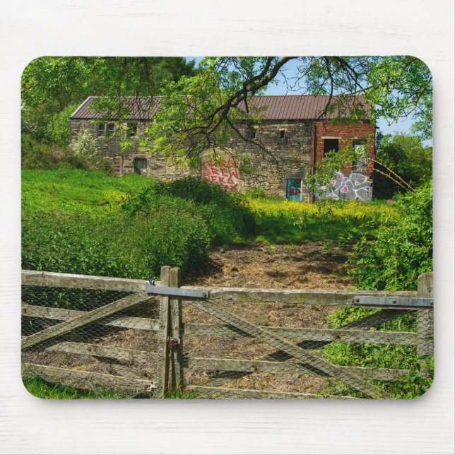 Mousepad Abandoned Farmhouse in Bradley, Huddersfield (Frente)
