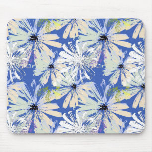 Mousepad Abstrato camomiles num fundo azul.