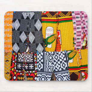 Mousepad África, Angola, Benguela. Calças Coloridas