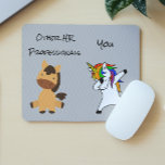 Mousepad Agente Imobiliário Presente Dabbing Unicorn Horse<br><div class="desc">Este design foi criado através da arte digital. Pode ser personalizado na área fornecer ou personalizar escolhendo o clique para personalizar mais opções e alterando o nome, as iniciais ou as palavras. Você também pode alterar a cor e o estilo do texto ou excluir o texto de um design de...</div>