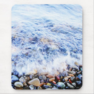 Mousepad Água azul com pedras coloridas
