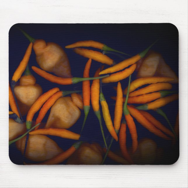 Mousepad Alguns Gostam de Pimenta Laranja Quente (Frente)
