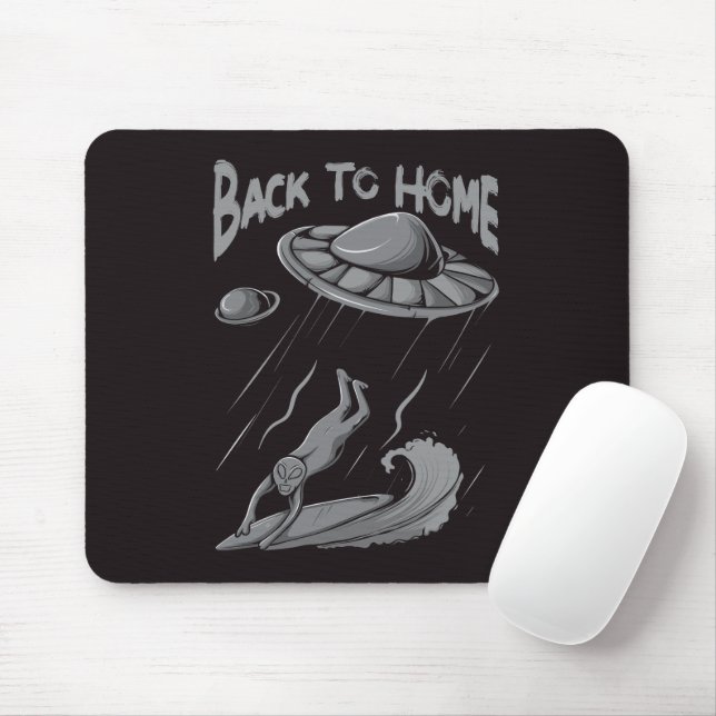 Mousepad alienígena ufo surfing ilustrando com retorno ao h (Com mouse)