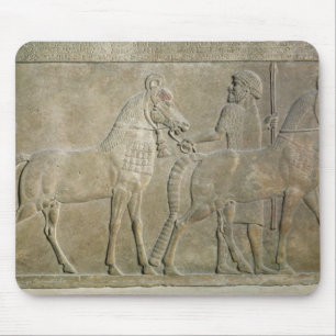 Mousepad Alivio que descreve os tributários de Sargon II