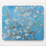 Mousepad Almond Blossoms Blue Vincent van Gogh Art Painting<br><div class="desc">Vincent van Gogh (holandês, 1853-1890) Almond Blossom, 1890, Oil on canvas Unframed: Vincent van Gogh, de 73, 3 cm x 92, 4 cm, pintou esta vida estática de flores de amêndoa contra um céu azul para seu sobrinho recém-nascido que foi nomeado por ele. A amêndoa é um símbolo dessa nova...</div>