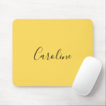 Mousepad Amarelo moderno minimalista<br><div class="desc">Experimente o entusiasmo vibrante de um design moderno minimalista num tom de mostarda amarela cativante. A simplicidade dessa design evoca um sentido de elegância contemporânea,  enquanto a cor quente e ousada acrescenta um toque refrescante e elevador a qualquer composição visual.</div>
