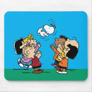 Mousepad Amendoins   Divertimento entre amigos
