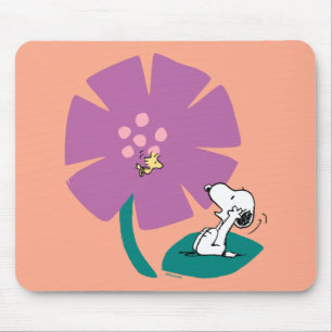 Mousepad Amendoins Ilustração da Natureza: Flor Roxo
